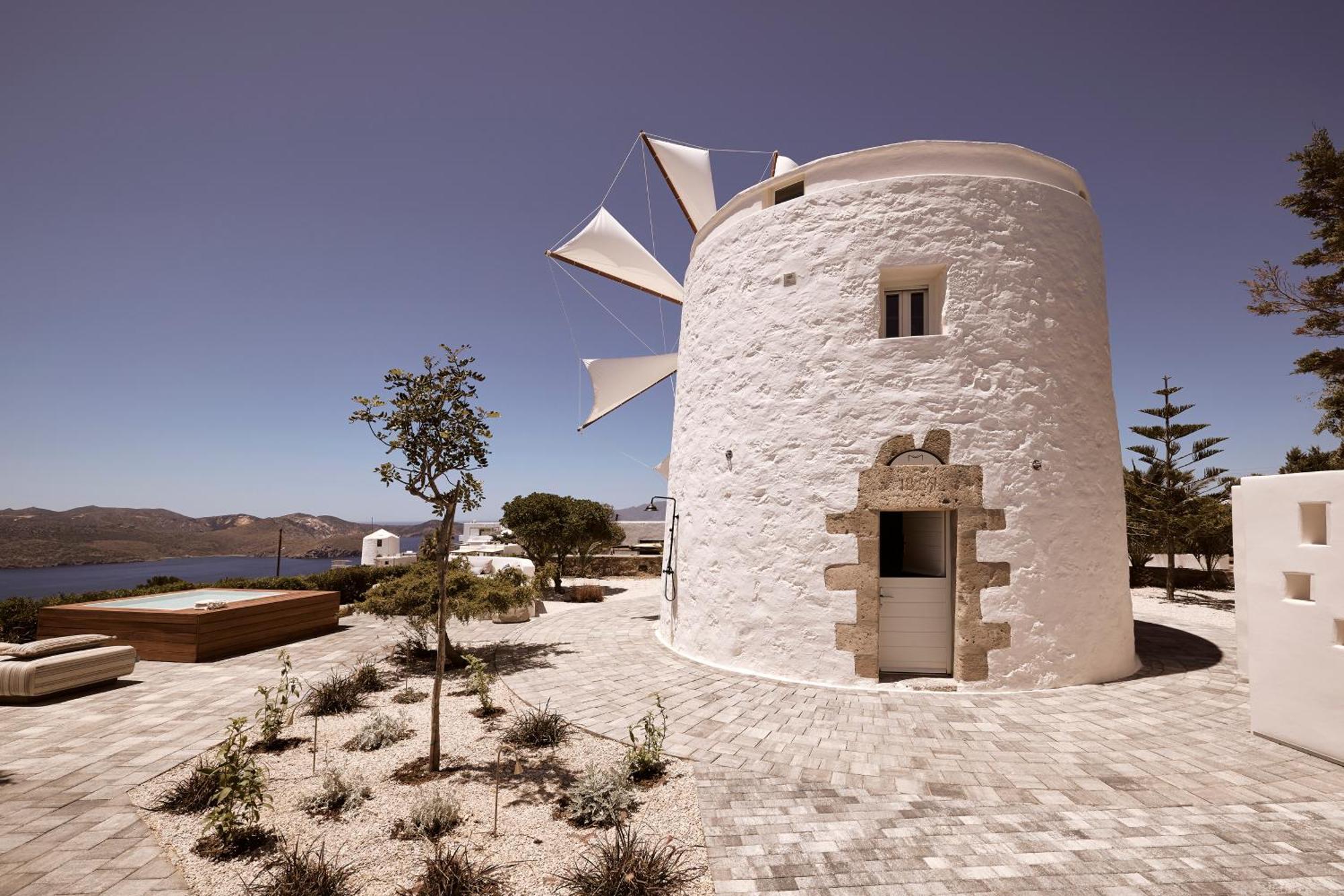 Windmill Karamitsos Since 1859 Apartment Трипити Екстериор снимка