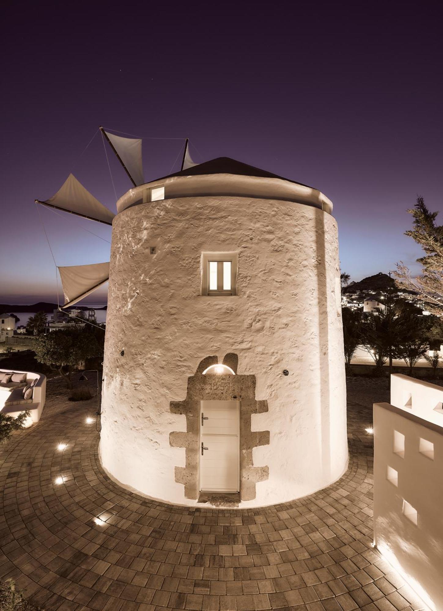 Windmill Karamitsos Since 1859 Apartment Трипити Екстериор снимка