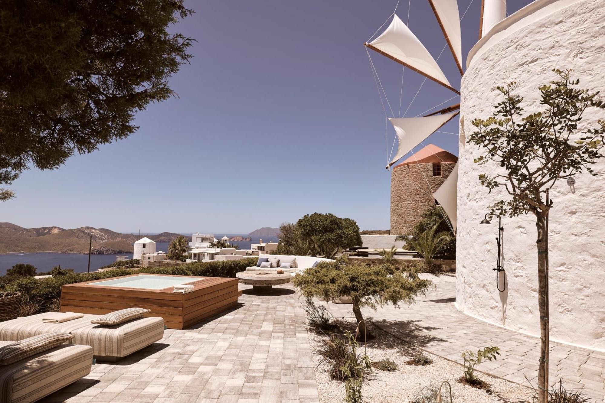 Windmill Karamitsos Since 1859 Apartment Трипити Екстериор снимка