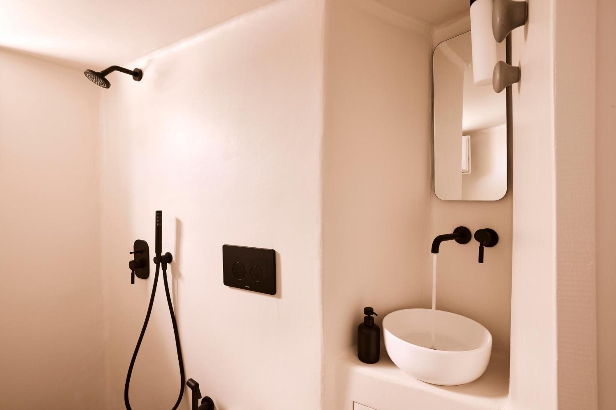 Windmill Karamitsos Since 1859 Apartment Трипити Екстериор снимка