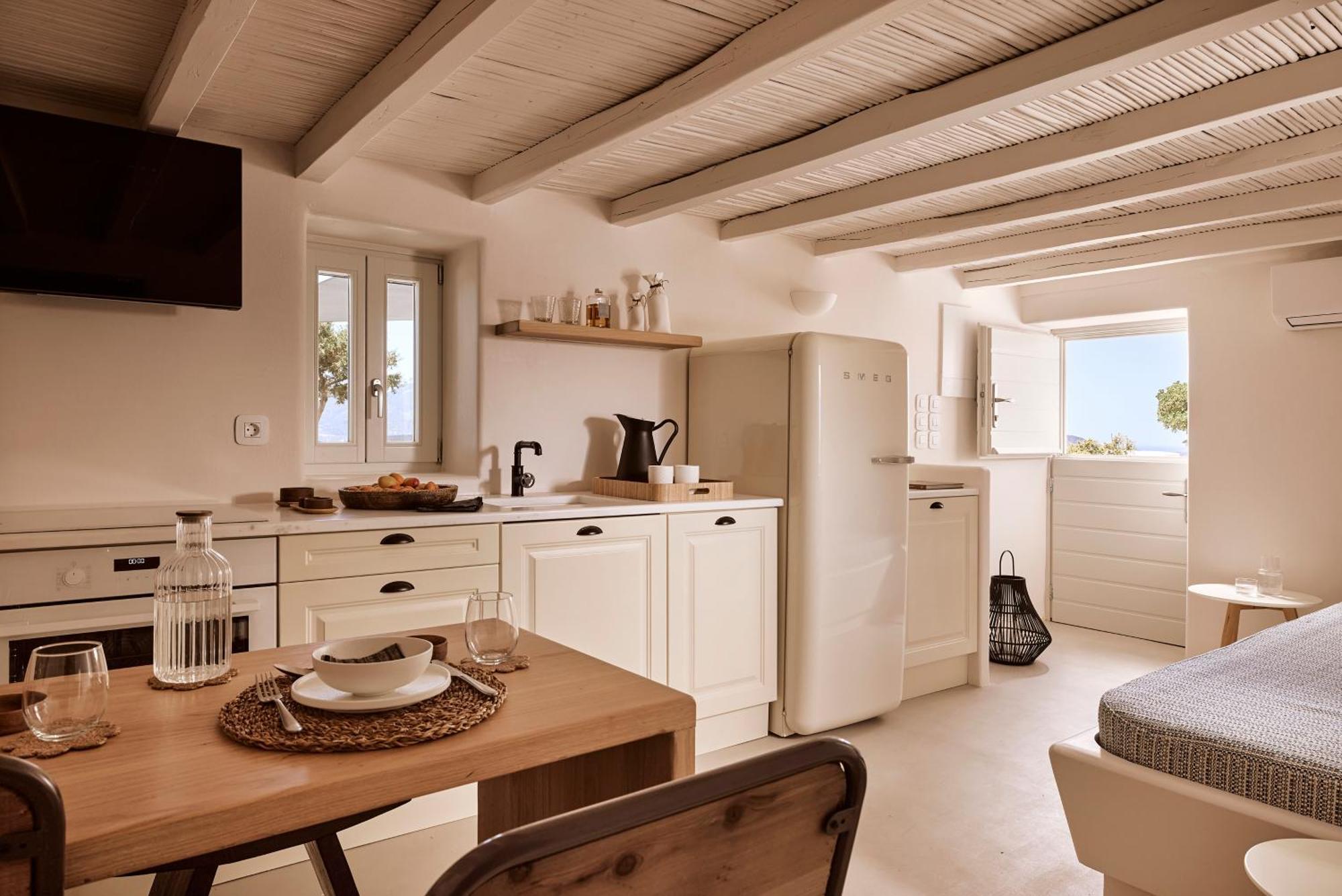 Windmill Karamitsos Since 1859 Apartment Трипити Екстериор снимка