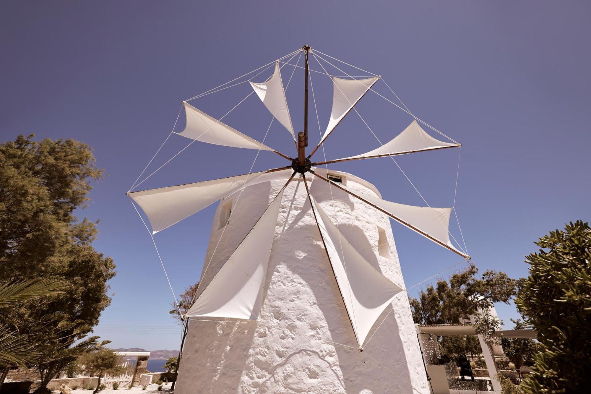Windmill Karamitsos Since 1859 Apartment Трипити Екстериор снимка